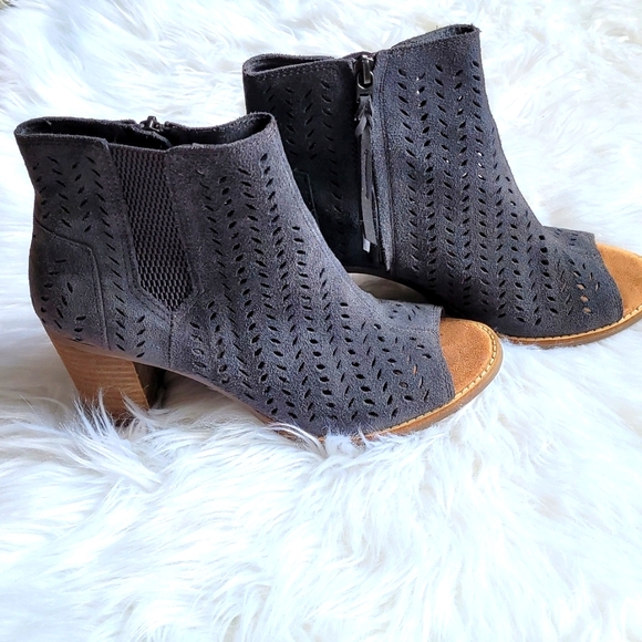 Toms Women Leaf Majorca Suede Peep Toe Ankle Heels Shoes Sandals sz 8.5 - Picture 2 of 10